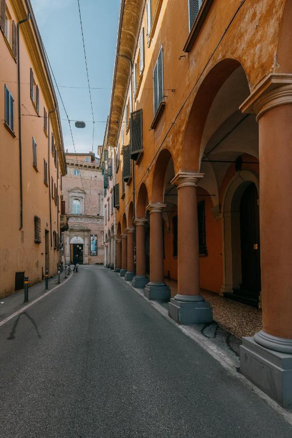 Cinquantacinque Apartment Bologna Bagian luar foto